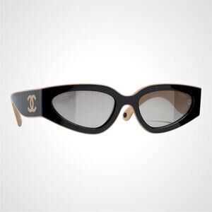 CHANEL Sunglasses Black Polarized Cat Eye CC Logo Beige